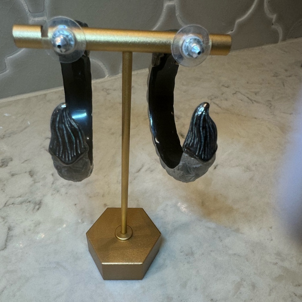 Collectors! Alexis Bittar 5 piece serpent lucite set gray w/green crystals FAB! - Picture 14 of 16